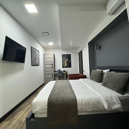 Hotel Monk House Erevan Esterno foto
