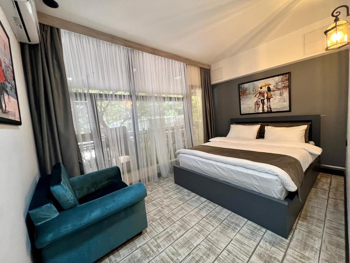 Hotel Monk House Erevan Esterno foto