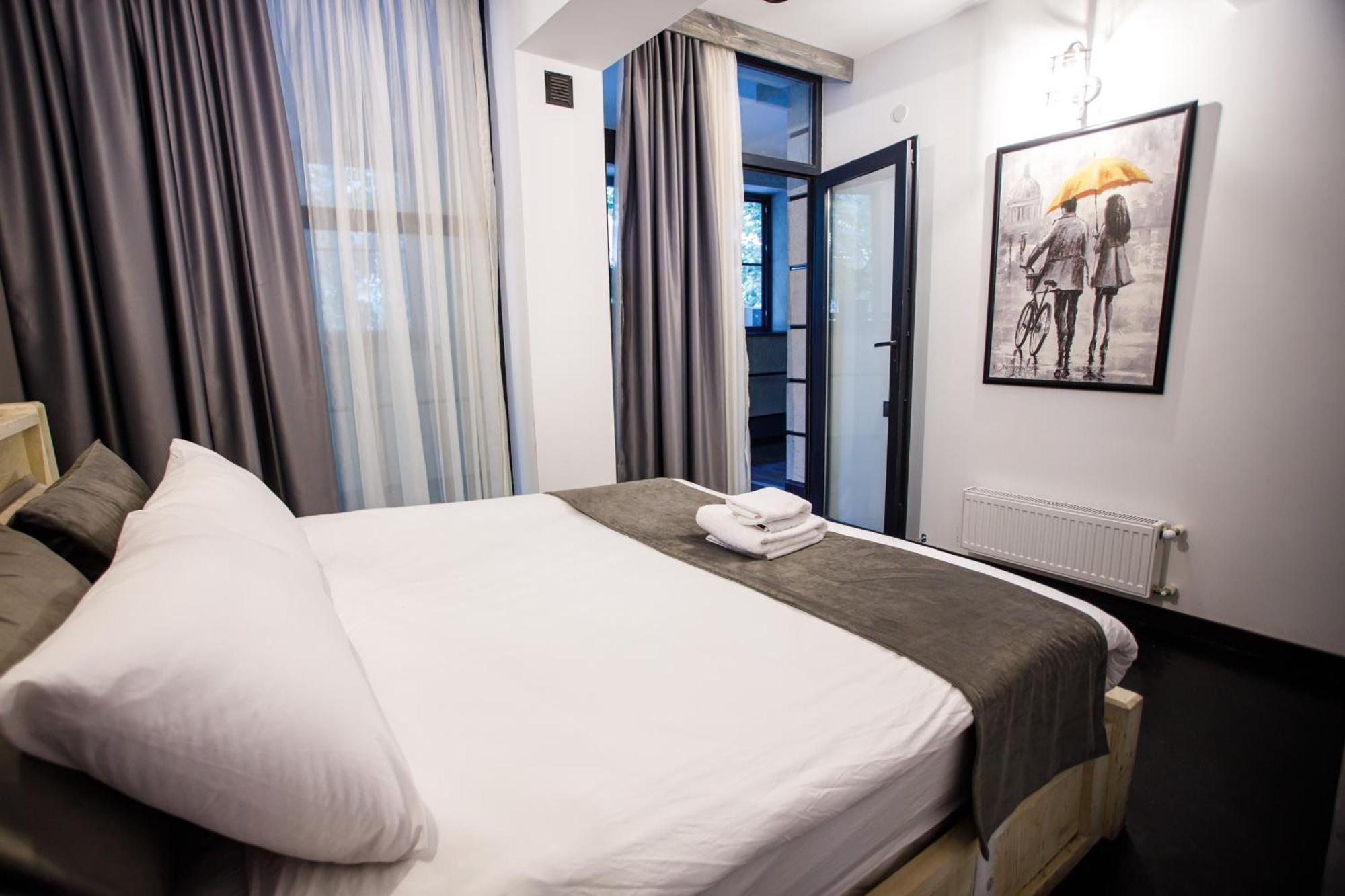 Hotel Monk House Erevan Esterno foto