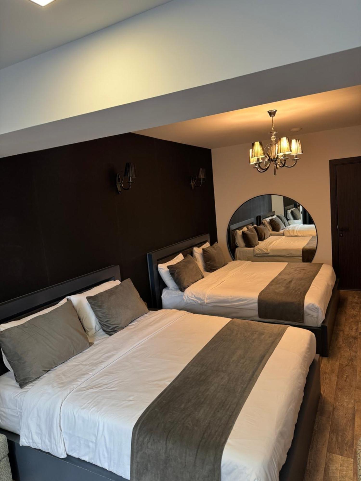Hotel Monk House Erevan Esterno foto